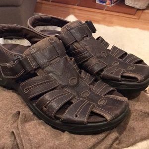 ecco sandals 44